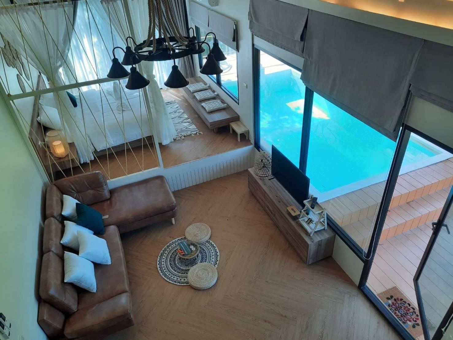 Baan Nai Baan Nok Resort 나콘나욕 외부 사진